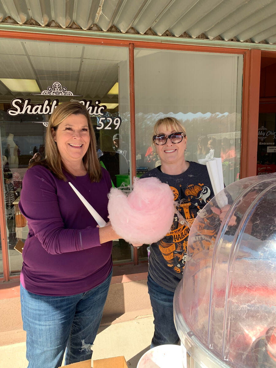 cotton candy volunteer 2 Diana Burress